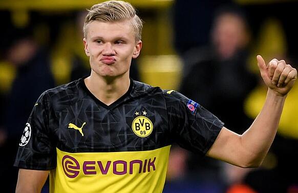 [中超]泰山赢海港 冠军归属生悬念