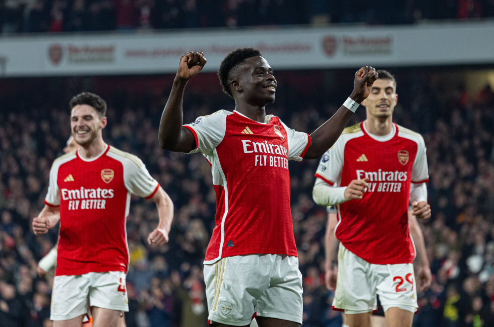 字母哥确定留队