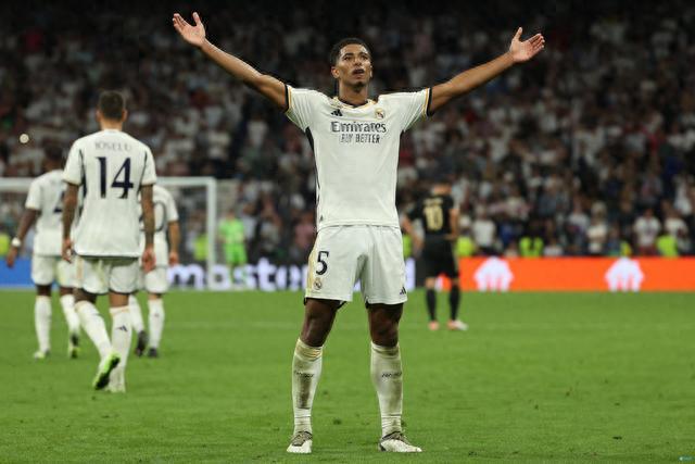 约基奇缺阵 雄鹿告负