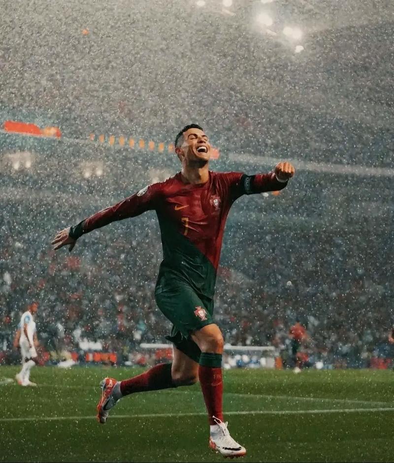 16强角逐总冠军与全球总决赛席位，2025PEL和平精英职业联赛夏季赛总决赛本周在汉开幕