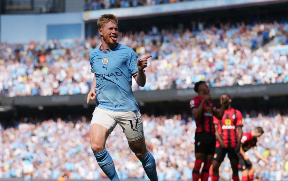 《决胜巅峰》官宣：首赛季全英雄全皮肤免费