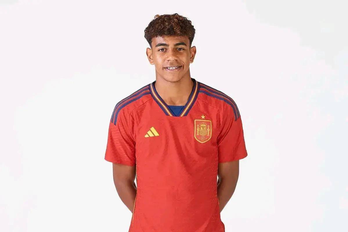 [中超]达万禁区内送回敲 曹永竞世界波破门